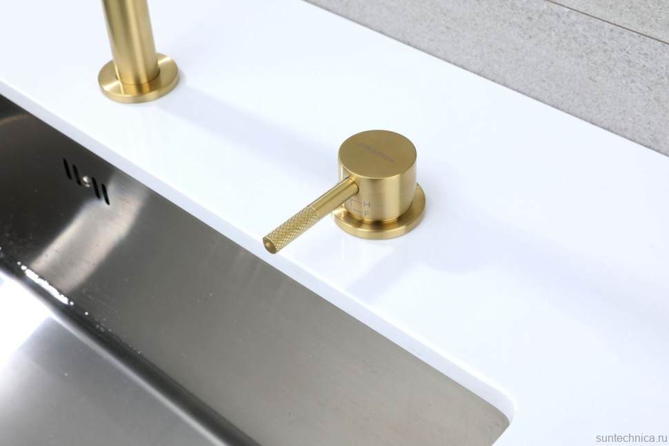 Смеситель для кухни Paulmark Estetica Es218006-LG светлое золото