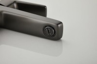 Смеситель для раковины BELZ B715 B10715-3 оружейная сталь