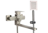 Смеситель с длинным изливом для ванны Fmark FS8124 сатин