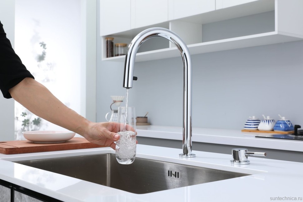 Смеситель для кухни Paulmark Estetica Es218006-CR хром