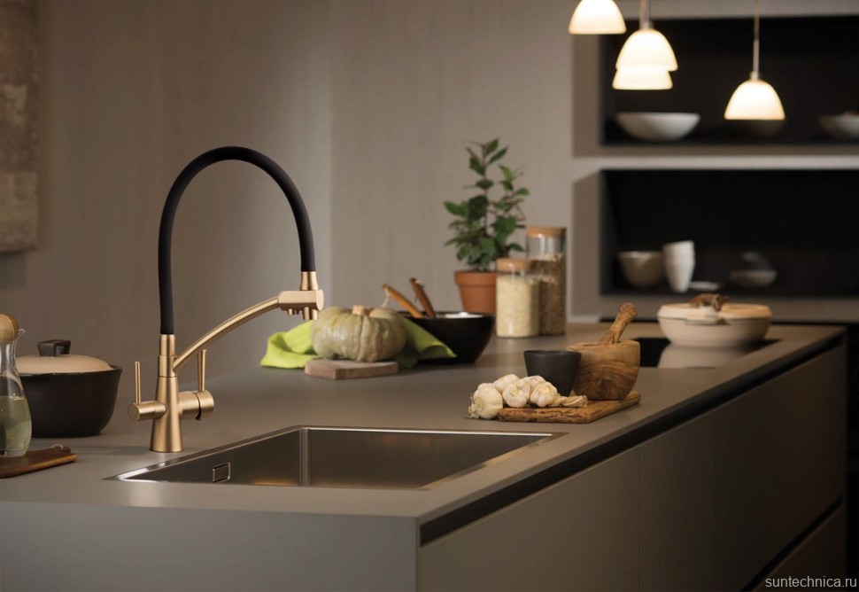 Смеситель для кухни Gappo G4398-1 с гибким изливом, бронза, черный