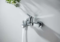 Смеситель для ванны с душем AQUATEK Лугано AQ1740CR хром Смеситель для ванны с душем AQUATEK Лугано AQ1740CR хром