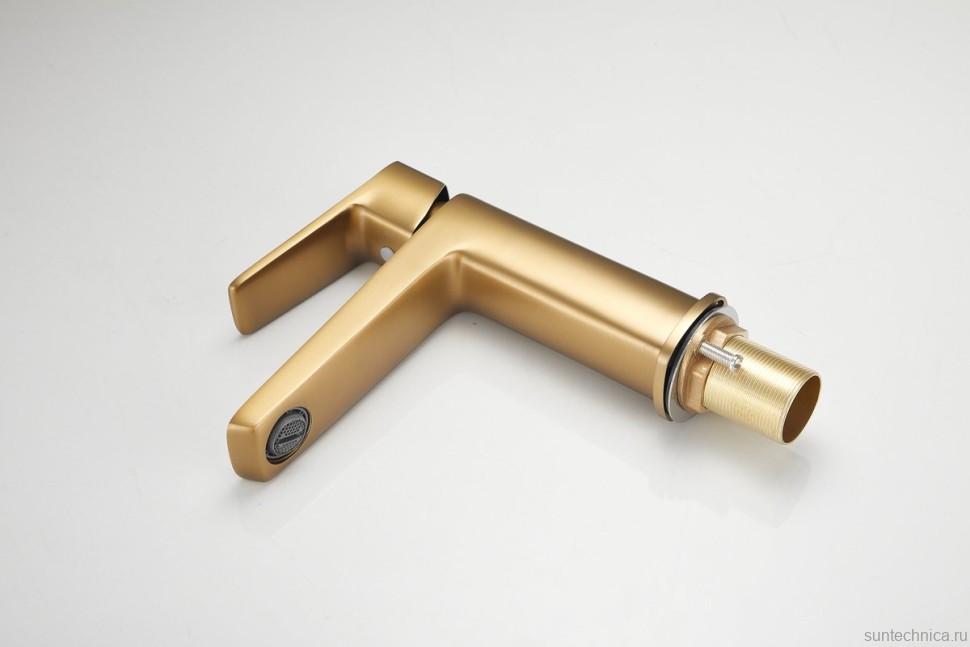 Смеситель для раковины BELZ B715 B10715-5 золото