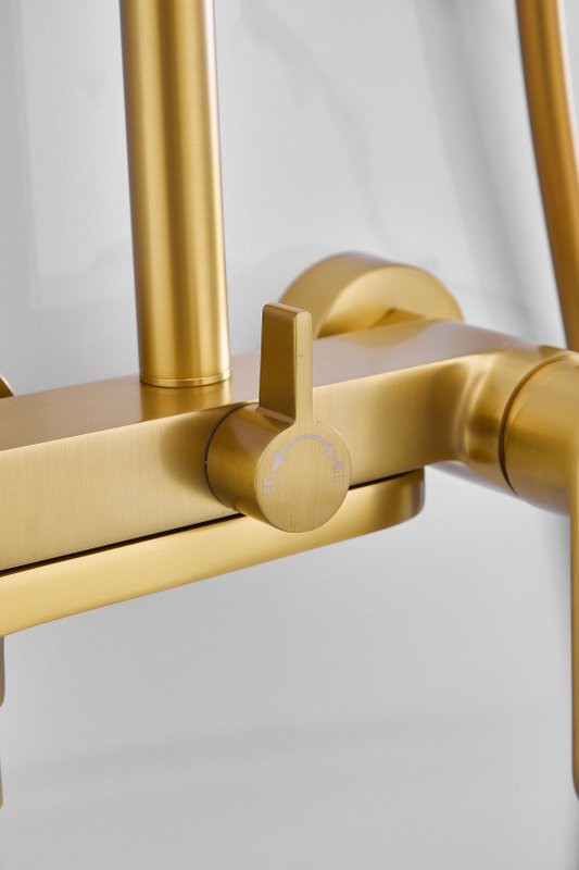 Душевая стойка BELZ B713 B24713-5 золото