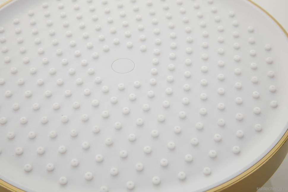 Душевая стойка BELZ B713 B24713-5 золото