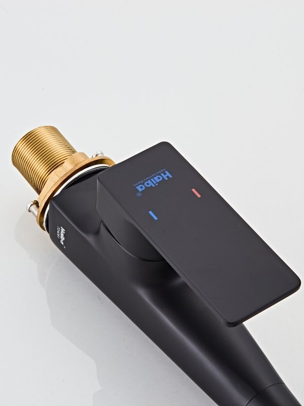 Смеситель для кухни Haiba HB73823-7 черный
