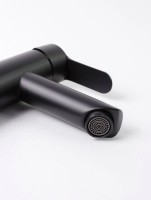 Смеситель для раковины Fashun A51201-7 черный