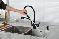 Смеситель для кухни Gappo G4398-16 с гибким изливом, черный