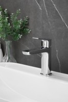 Смеситель для раковины BELZ B715 B10715 хром Смеситель для раковины BELZ B715 B10715 хром