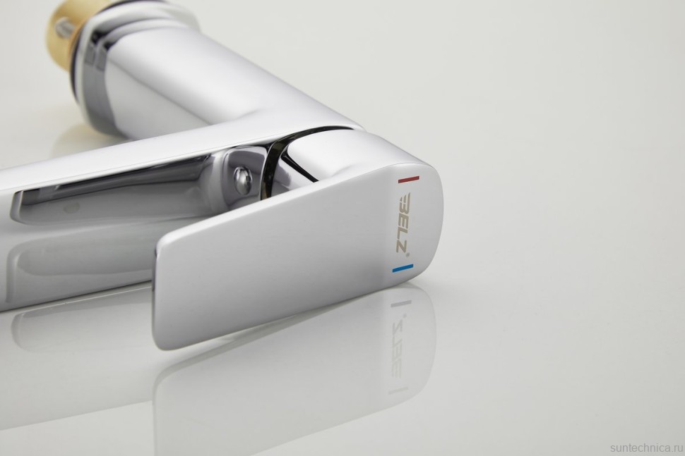 Смеситель для раковины BELZ B715 B10715 хром