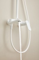 Душевая стойка BELZ B713 B24713-8 белая