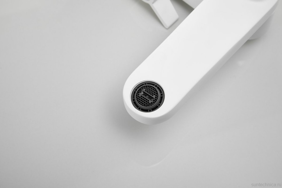 Душевая стойка BELZ B713 B24713-8 белая