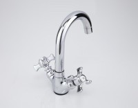 Смеситель для раковины Frap H24 F1324 хром Смеситель для раковины Frap H24 F1324 хром