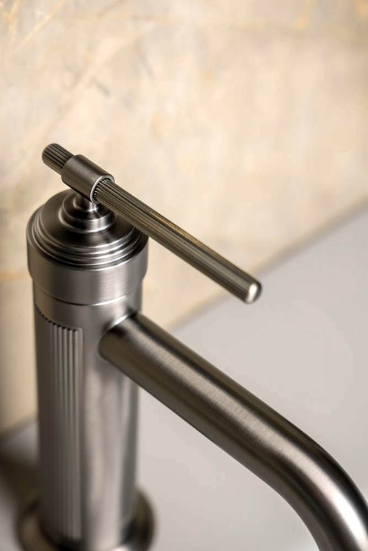 Смеситель для раковины Boheme Eterna 171-GM gun metal