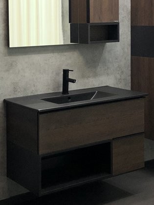 Тумба с раковиной Comforty Франкфурт 90 подвесная, шоколадно-коричневый дуб, с раковиной Comforty 90E черная матовая