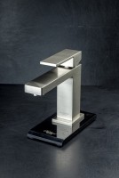 Смеситель для раковины Boheme Qubic 471-NB brushed nickel