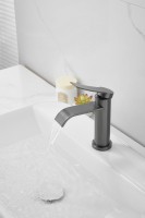 Смеситель для раковины BELZ B812 B10812-3 оружейная сталь