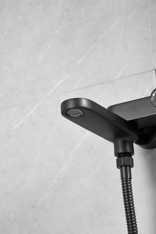 Душевая стойка BELZ B713 B24713-7 черная