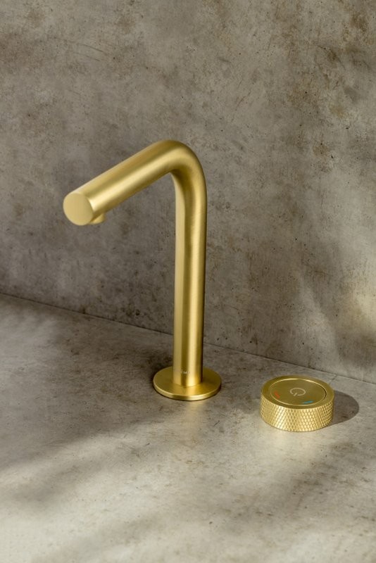 Смеситель для раковины Boheme Tech 158-MG matt gold
