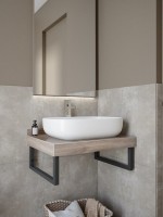 Столешница с раковиной Teymi Helmi 70 дуб кашмир, раковина Solli 61,  с черными кронштейнами