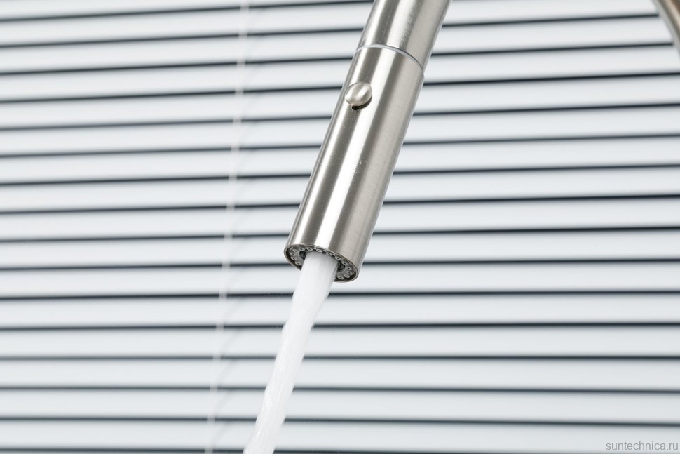 Смеситель для кухни Gappo G4398-45 с выдвижным изливом, сатин