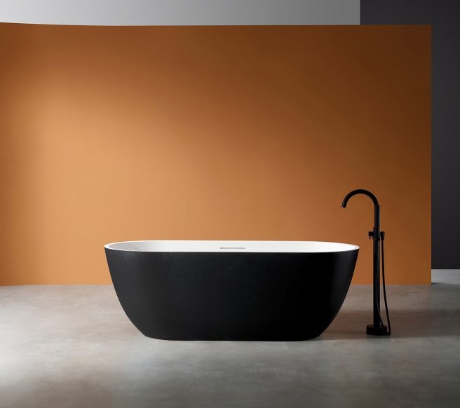 Ванна из искусственного камня Abber Frankfurt AM9941BW 170x75 см, отдельностоящая, матовая черно-белая, овальная, фурнитура белая
