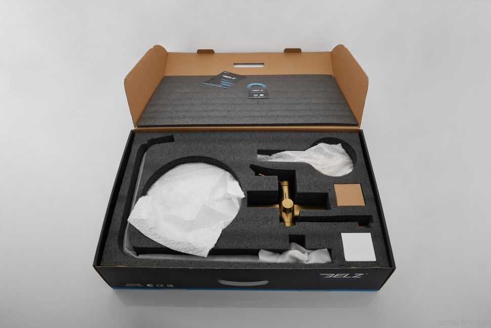 Душевая стойка BELZ B813 B24813-5 матовое золото