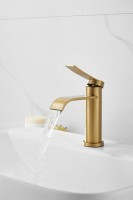 Смеситель для раковины BELZ B812 B10812-5 золото