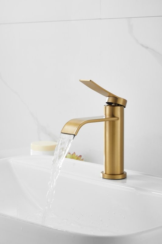 Смеситель для раковины BELZ B812 B10812-5 золото