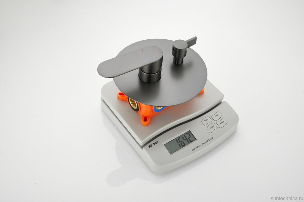 Душевой комплект BELZ B713 B80713-3 С ВНУТРЕННЕЙ ЧАСТЬЮ, оружейная сталь