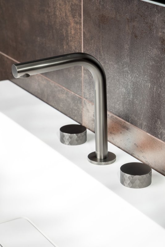 Смеситель для раковины Boheme Stick diamond 152-GM gun metal