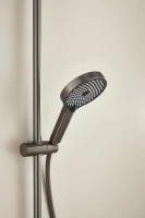 Душевая стойка BELZ B813 B24813-3 оружейная сталь Душевая стойка BELZ B813 B24813-3 оружейная сталь