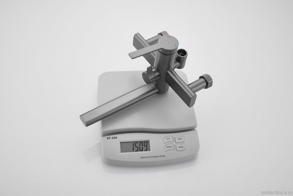 Душевая стойка BELZ B813 B24813-3 оружейная сталь