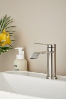 Смеситель для раковины BELZ B812 B10812-1 сатин