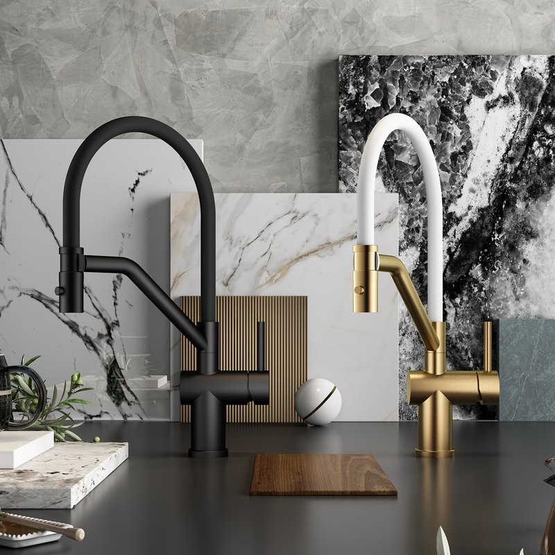 Смеситель для кухни со съемным изливом на магните Raglo R86.41.03, золотой сатин