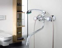 Смеситель с длинным изливом для ванны Frap H09 F2209 хром Смеситель с длинным изливом для ванны Frap H09 F2209 хром