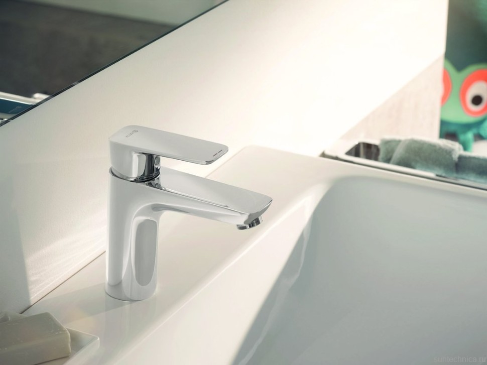 Смеситель для раковины Kludi Pure&Style 402920575 хром