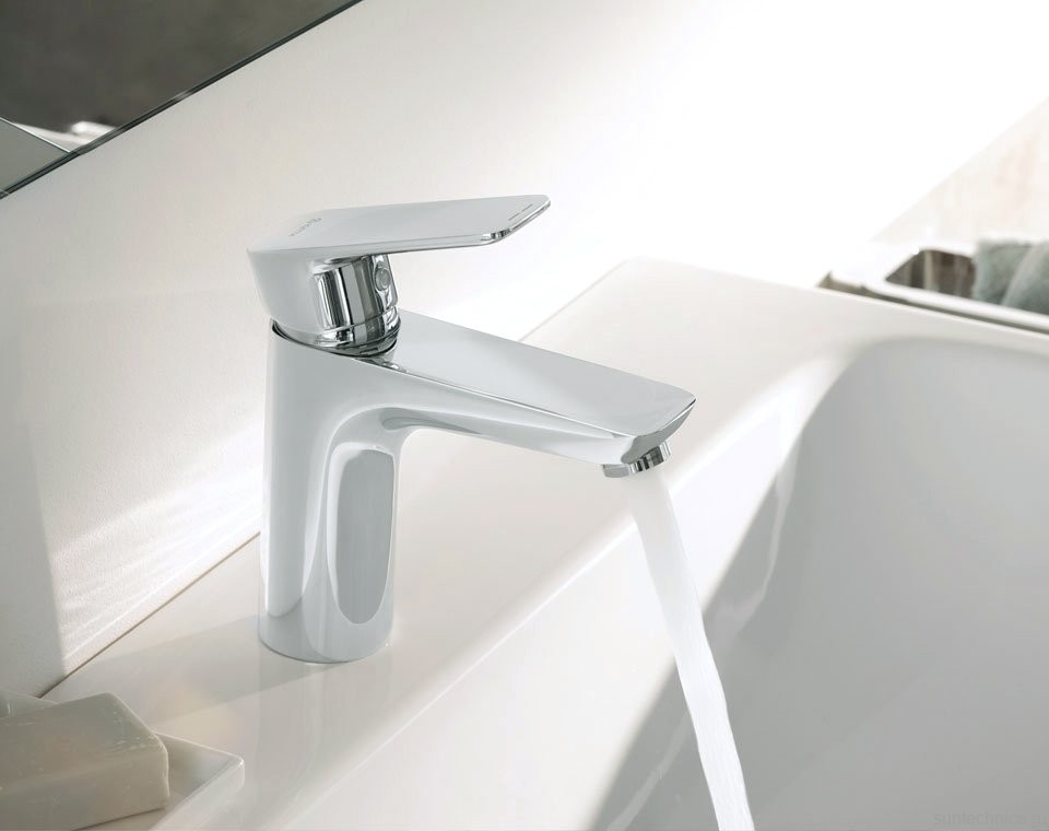 Смеситель для раковины Kludi Pure&Style 402920575 хром