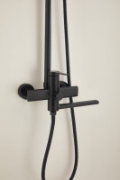 Душевая стойка BELZ B813 B24813-7 матовая черная