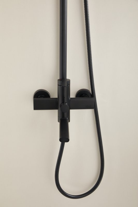 Душевая стойка BELZ B813 B24813-7 матовая черная