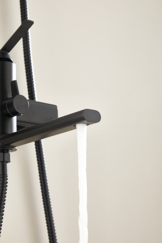 Душевая стойка BELZ B813 B24813-7 матовая черная