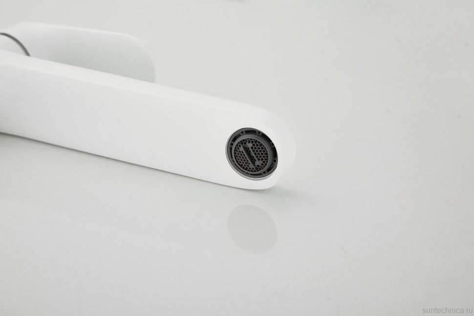 Смеситель для раковины BELZ B713 B11713-8 белый