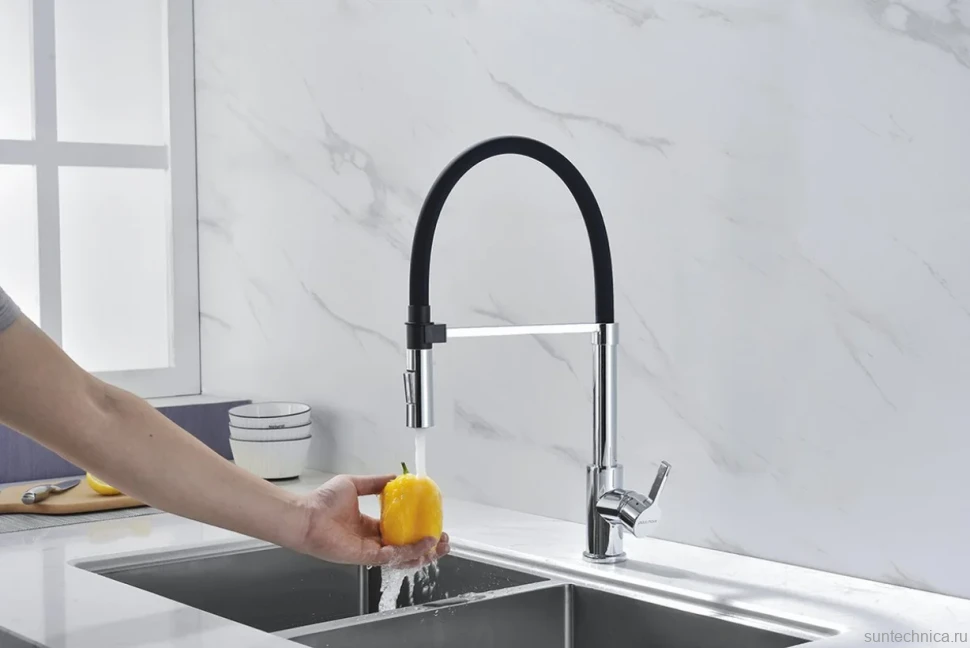 Смеситель для кухни Paulmark Halt Ha214021-CR хром, с гибким изливом