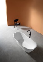 Ванна из искусственного камня AltroBagno Fiorina 090216 170x75 см, отдельностоящая, матовая белая, овальная, на ножках, с донным клапаном