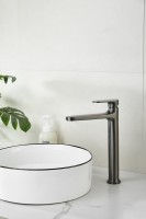 Смеситель для раковины BELZ B713 B11713-3 оружейная сталь Смеситель для раковины BELZ B713 B11713-3 оружейная сталь