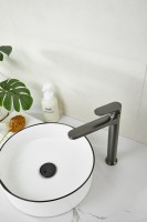 Смеситель для раковины BELZ B713 B11713-3 оружейная сталь Смеситель для раковины BELZ B713 B11713-3 оружейная сталь