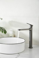 Смеситель для раковины BELZ B713 B11713-3 оружейная сталь Смеситель для раковины BELZ B713 B11713-3 оружейная сталь