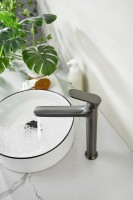 Смеситель для раковины BELZ B713 B11713-3 оружейная сталь Смеситель для раковины BELZ B713 B11713-3 оружейная сталь