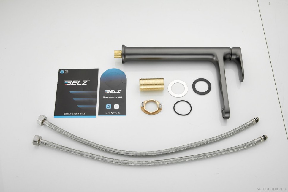 Смеситель для раковины BELZ B713 B11713-3 оружейная сталь