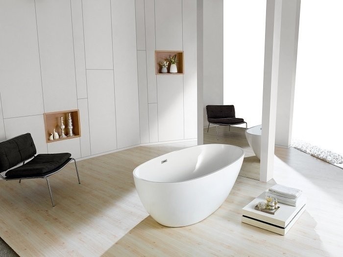 Ванна акриловая Azario LEEDS 1685х840х580, свободностоящая, в комплекте с сифоном и металлической рамой (LEE17085)